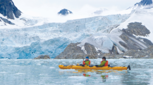 Kayaking-in-Spitsbergen-Svalbard-Al-Bakker